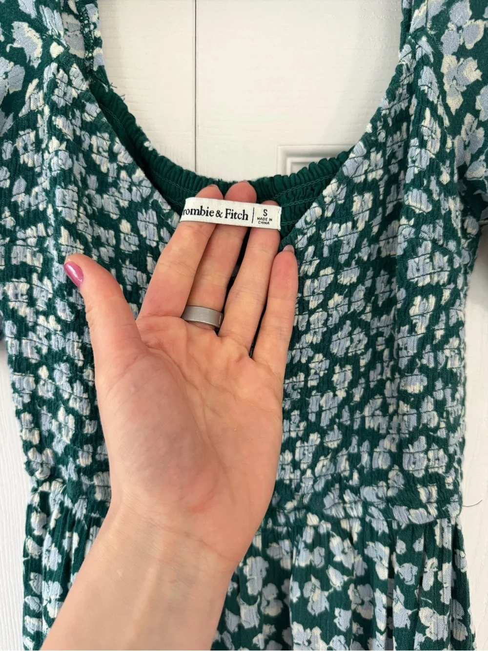 Abercrombie & Fitch Green Floral Puff-Sleeve Midi Dress Size S